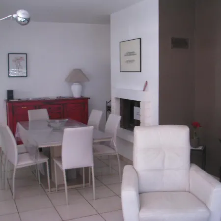 Maison La Soleiade Casa de Férias *